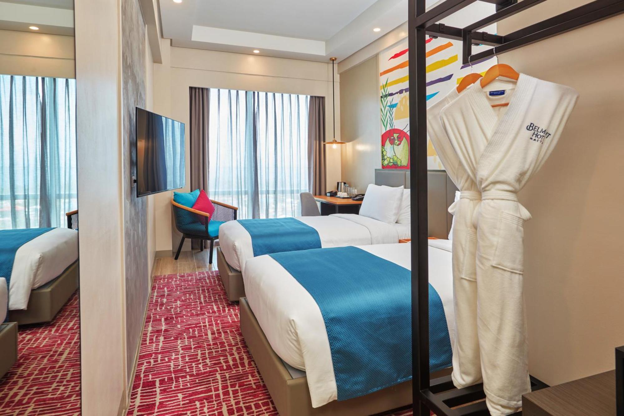Belmont Hotel Mactan Lapu-Lapu City Exterior foto